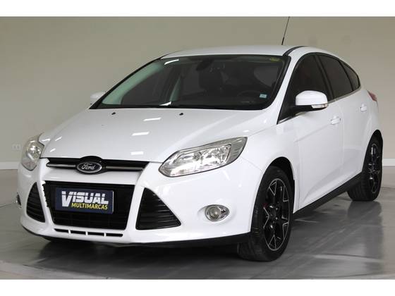 FORD FOCUS 2.0 TITANIUM 16V FLEX 4P POWERSHIFT FORD FOCUS 2.0 TITANIUM 16V FLEX 4P POWERSHIFT
